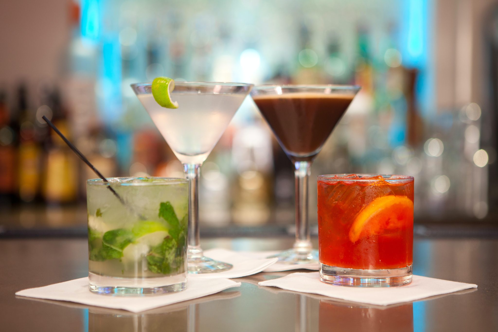 Seven Foreigners Hospitalized After Drinking Cocktails At Fiji Resort