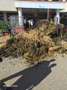 Chaos As Nairobi County Government Clamps KPC Vehicles, Dump Garbage Over Power Cuts