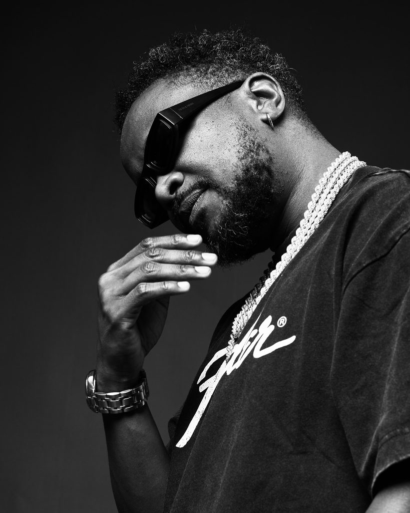 Nyashinski – Biography