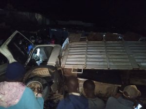 Tragedy as six people are killed after lorry crashes into pedestrians on Kericho-Kisumu highway