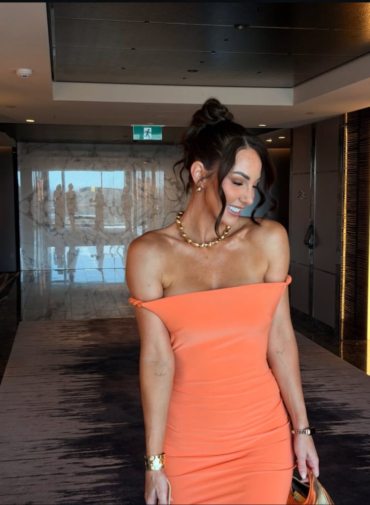 Ashy Bines net worth