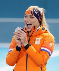 Jutta Leerdam net worth