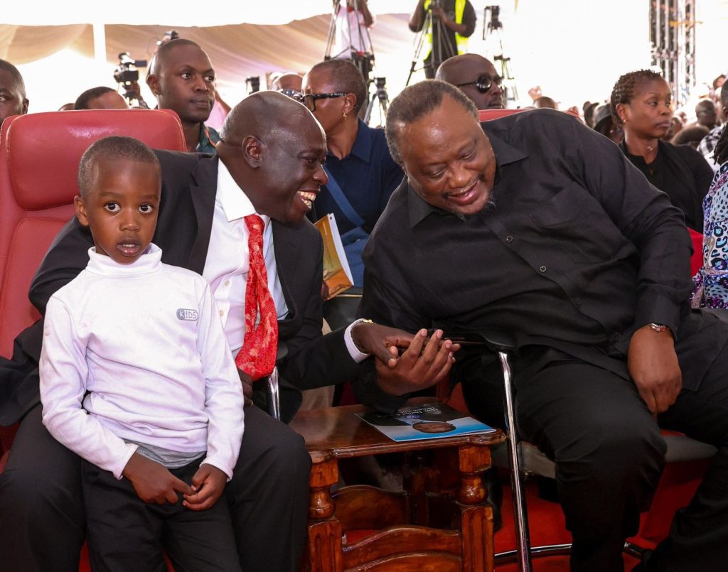 Uhuru, Gachagua hold rare public meeting at burial of ex-senator Daniel Karaba