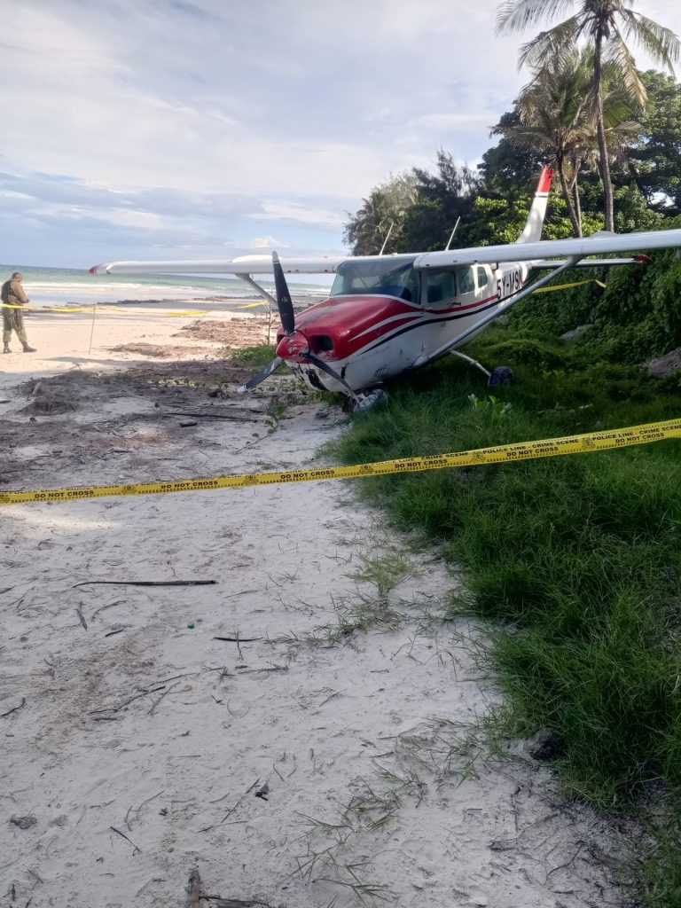 Skydiving aircraft crash-land at Columbus Beach, Diani