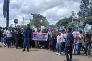 South C residents give Housing CS Wahome 7-day ultimatum over deadly building collapse