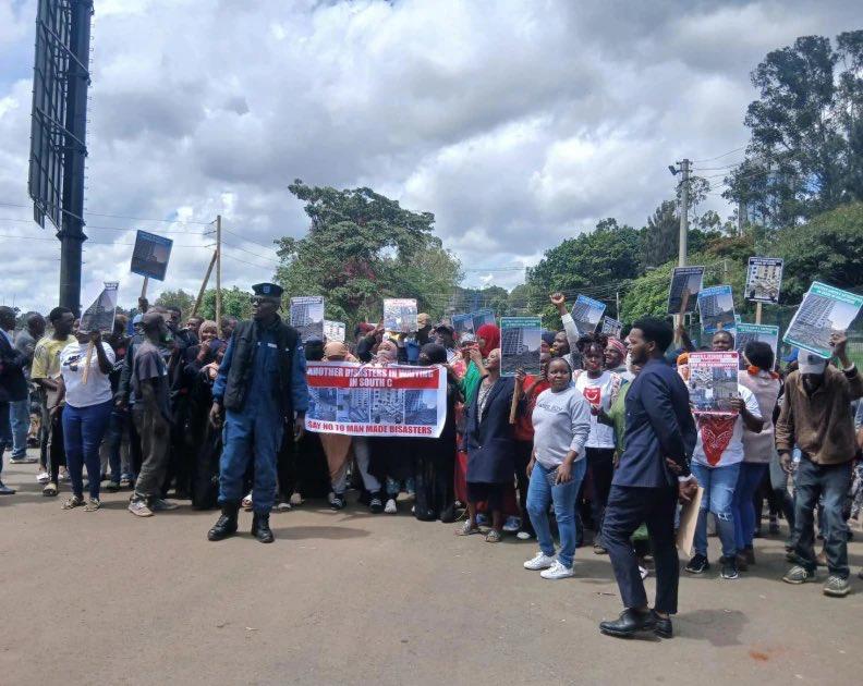 South C residents give Housing CS Wahome 7-day ultimatum over deadly building collapse