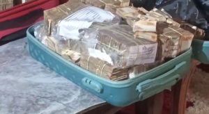 Update; EACC says they recovered Sh65 million from the home of Nairobi County Government Analo in a raid