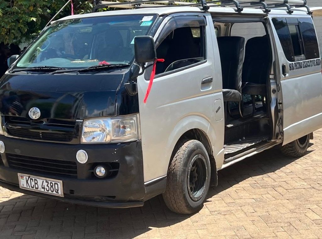 gHearse carrying body attacked by gang in Kisumu, leavin seven people with injuries