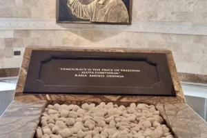 Oburu thanks Ruto as Raila Mausoleum set for October 15 opening