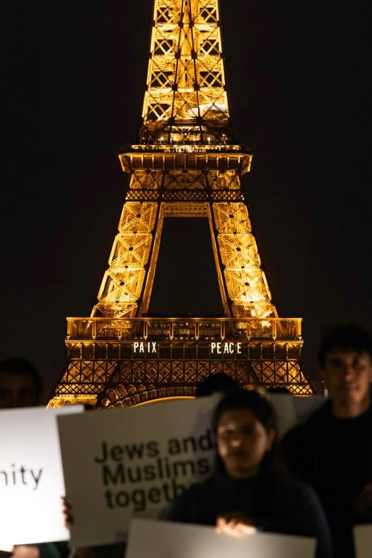 Eiffel Tower To Dim Lights In Tribute To Pope Francis Following His Death