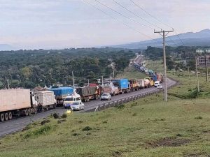 Motorists Stranded In 12-Hour Traffic Nightmare On Nairobi-Nakuru Highway