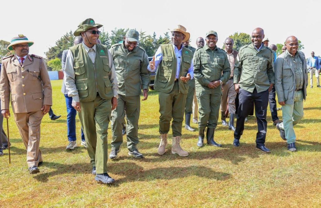 President Ruto and officials participate in a tree planting ceremony during the Kaptagat Integrated Conservation Programme