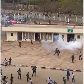 Chaos Erupts at Kasarani as Gor Mahia Fans Clash with Police Before KPL Opener