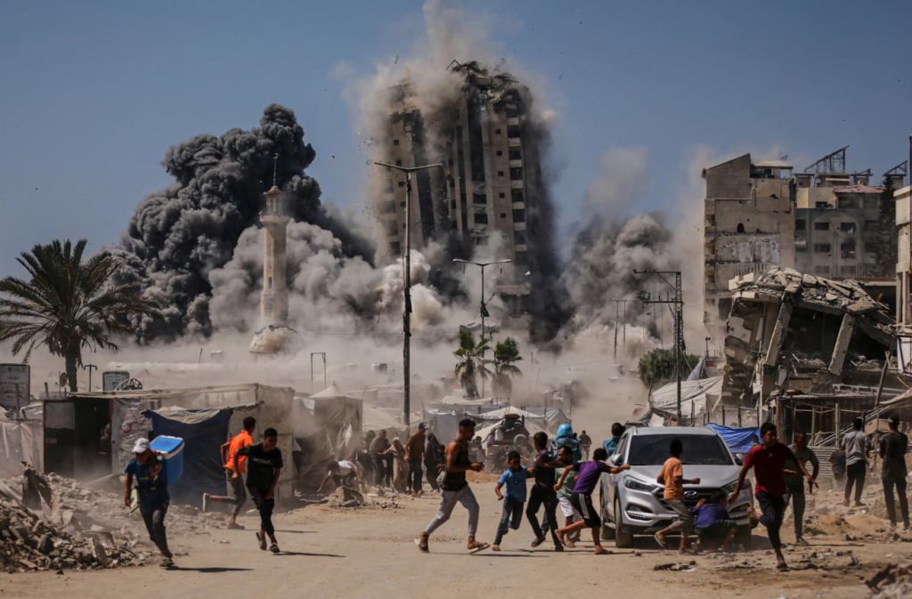 Israel launches new strikes on Gaza hours after Trump announces peace deal
