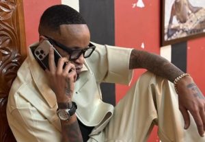 Prezzo ditches signature bald look, sports fake beard and ladies cannot keep calm