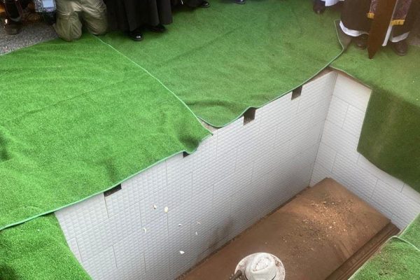Raila burial displays ageless Luo sacred rites