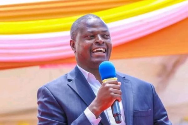 Ndindi Nyoro slashes day secondary school fees in Kiharu