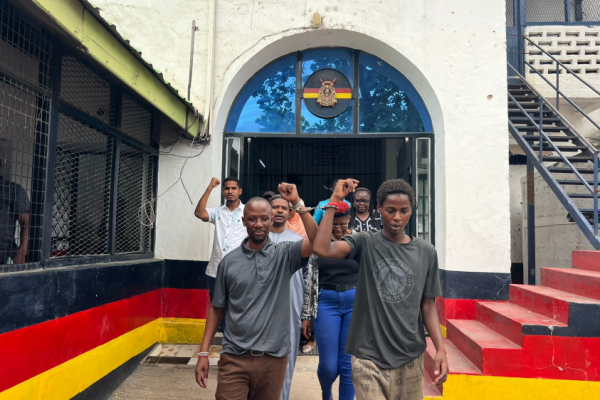 Activists Hussein Khalid, journalists Protest detention of Mombasa reporter at Central Police Station