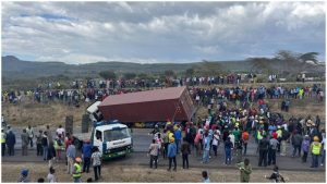 Several feared dead, dozens injured in trailer–matatu crash at Kikopey on Nairobi–Nakuru Highway