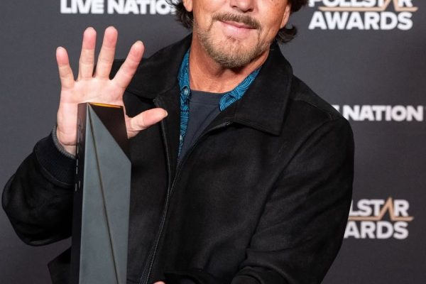 Eddie Vedder net worth
