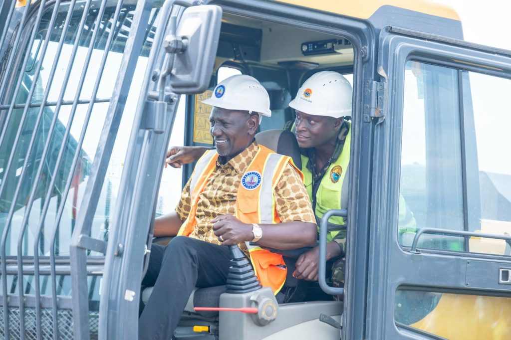 Ruto launches Sh1 billion Usenge Pier project to boost Lake Victoria blue economy