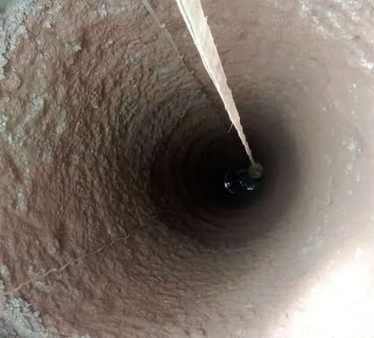 Tragedy as one worker is killed, another rescued in Bungoma borehole tragedy