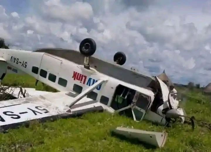 14 people , including 2 Kenyans, killed after plane crashes in Juba, South Sudan