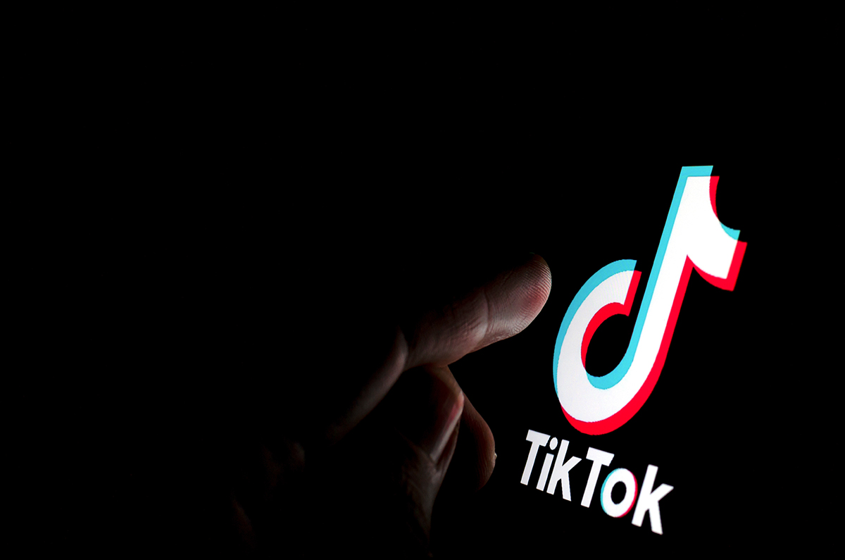 How to upload slideshow on TikTok PC - Nairobi News
