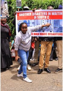 Protesters storm Ardhi House over South C building collapse, demand action