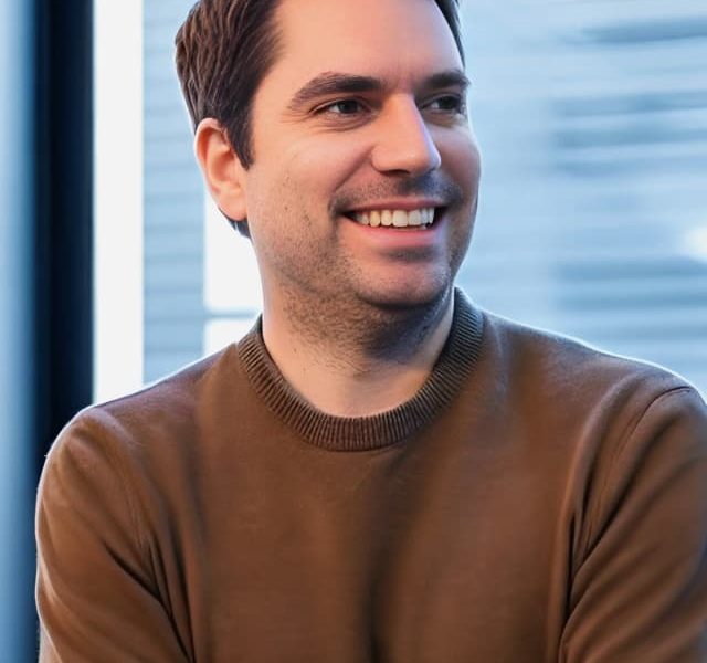 Mark Arena net worth