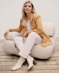 Mischa Barton net worth from acting and other ventures