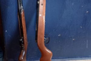 Two air rifles recovered from house in Nairobi’s Spring Valley