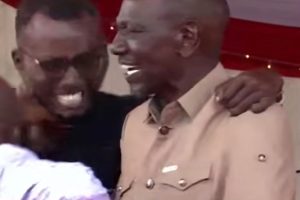Drama as a man grabs Ruto in security breach in Kilifi