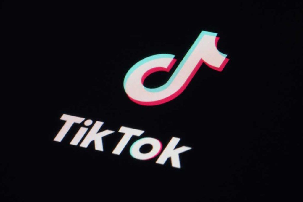 How do I delete collections on TikTok? How can you see who saved your videos on TikTok? Does TikTok unlike videos after a while? Does TikTok tell you who saved your videos? Does TikTok show how many times you viewed a profile?