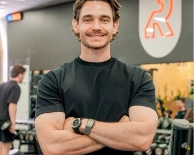 Andrew Holder net worth