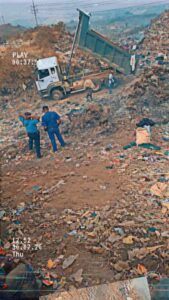 Tragedy as garbage truck driver is electrocuted at Thika dumpsite