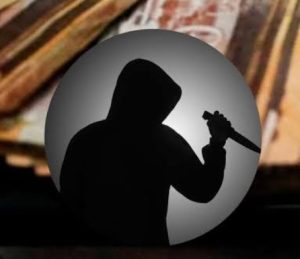 Probe as gang breaks into car and steal Sh470,000 after bank withdrawal in Kayole, Nairobi