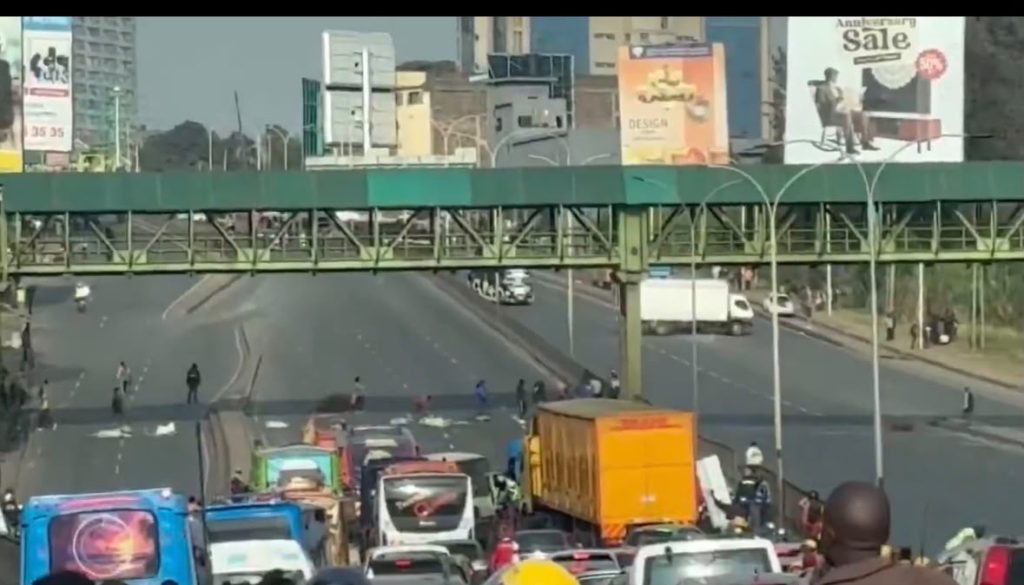 Chaos as armed goons block Thika Superhighway after demolition in Pangani, Nairobi