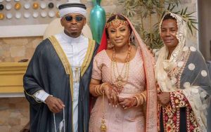 Diamond ‘s Family Bombshell: Sister Esma Declares Singer Has Only 3 Children, Leaves Fans Questioning His Love Life
