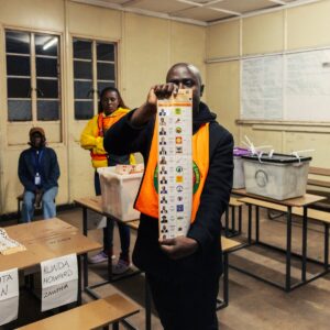 Presidential vote counting halted in Zambia over alleged attacks on polling staff