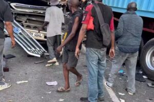 Two killed, six injured in early morning crash along Mombasa-Nairobi highway