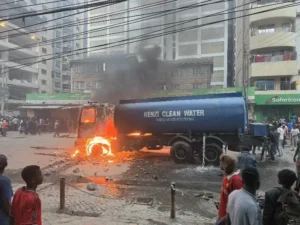 28 arrested after water bowser set ablaze following pedestrian accident in Nairobi