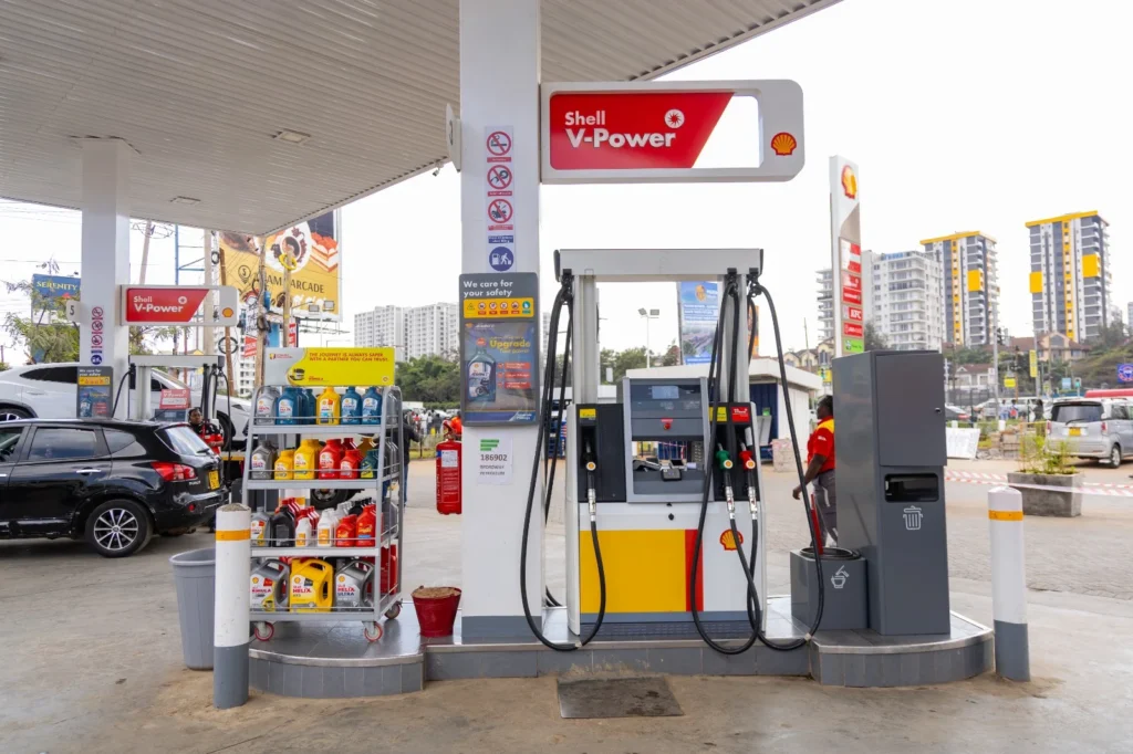 Shell V-Power tanker among seven merchant shipping tankers calling at the port of Mombasa 
