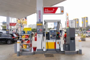 Shell V-Power tanker among seven merchant shipping tankers calling at the port of Mombasa 